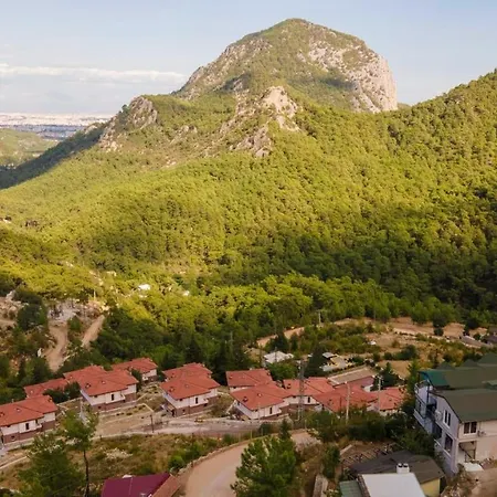 Modern Apartment With Excellent View Near Natural Attractions In Antalya Apartamento Antália