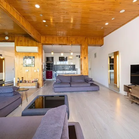 Modern Apartment With Excellent View Near Natural Attractions In Antalya Apartamento Antália