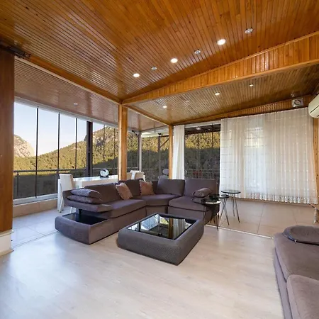Modern Apartment With Excellent View Near Natural Attractions In Antalya